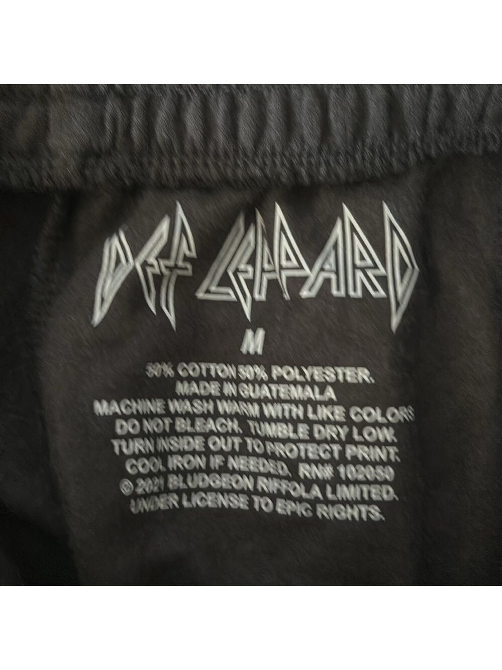 Def Leppard Graphic Jogger Pants - Picture 5 of 6